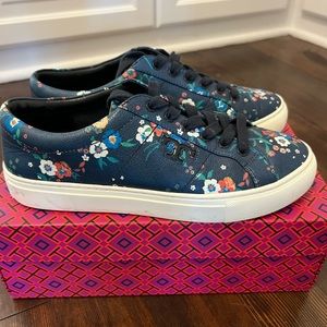 Tory Burch Sneakers